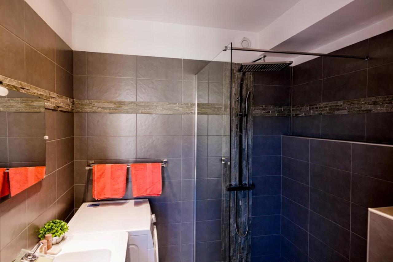 Suede 4 Ap4210 By Riviera Homes Appartement Nice